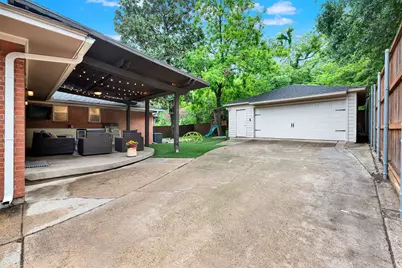9634 Shoreview Road, Dallas, TX 75238 - Photo 34