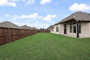 11627 Alejandra Ln, Frisco, TX 75035 - Photo 36