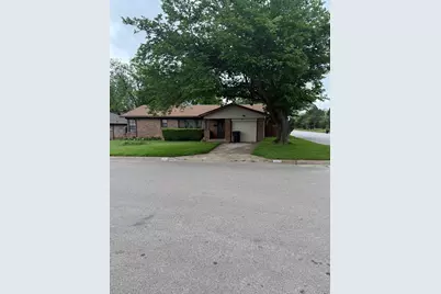 1015 Euclid Street, Cleburne, TX 76033 - Photo 1
