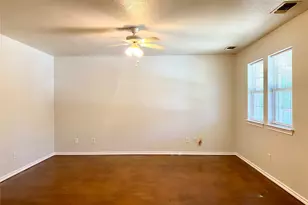 104 N Workman Rd, Decatur, TX 76234 - Photo 8