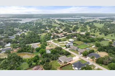 5908 Collins Court, Granbury, TX 76048 - Photo 40