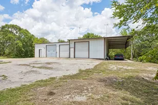 807 E State Hwy 11, Tom Bean, TX 75491 - Photo 4