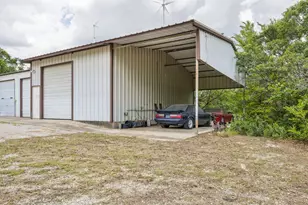 807 E State Hwy 11, Tom Bean, TX 75491 - Photo 36