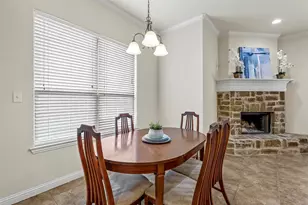 210 Donna Cir, Granbury, TX 76049 - Photo 14