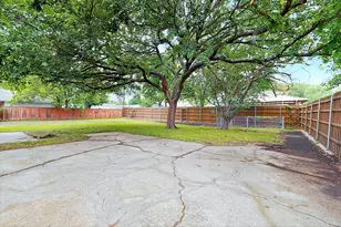 1602 Dakota Dr, Garland, TX 75043 - Photo 36