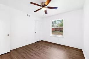 1602 Dakota Dr, Garland, TX 75043 - Photo 32