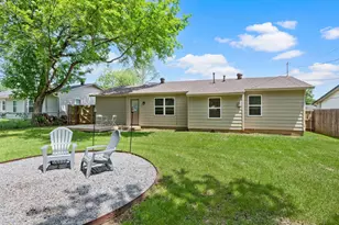 609 Crane Dr, Euless, TX 76039 - Photo 2