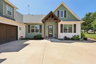 1180 Horizon Trace Dr, Azle, TX 76020 - Photo 2