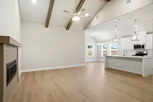 137 Joel St, Springtown, TX 76082 - Photo 2