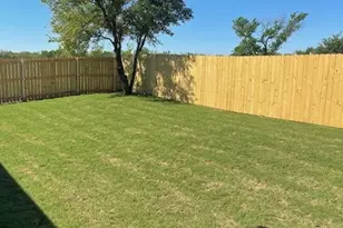 137 Joel St, Springtown, TX 76082 - Photo 22