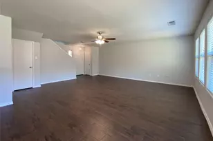 7429 Howling Coyote Ln, Fort Worth, TX 76131 - Photo 2