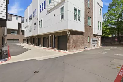 381 E Greenbriar Lane #1002, Dallas, TX 75203 - Photo 34