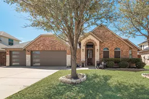 3113 Summer Dr, Little Elm, TX 75068 - Photo 2