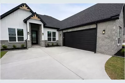 808 N Avenue E, Springtown, TX 76082 - Photo 2
