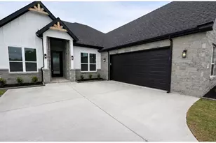 808 N Ave E, Springtown, TX 76082 - Photo 2