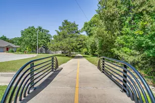 1033 Teresa Ct, Weatherford, TX 76086 - Photo 40