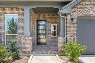 420 Carnero Dr, Granbury, TX 76048 - Photo 4