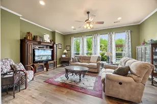 7404 Fox Fire Ct, Granbury, TX 76049 - Photo 20