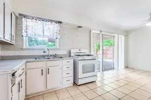 718 Susan Dr, Arlington, TX 76010 - Photo 14