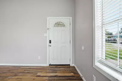 1329 New York Avenue, Fort Worth, TX 76104 - Photo 4