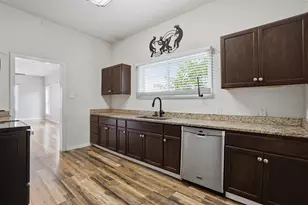 1329 New York Ave, Fort Worth, TX 76104 - Photo 12