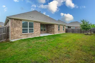 2808 Grizzly Rd, Aubrey, TX 76227 - Photo 20