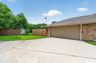3921 Timberidge Dr, Irving, TX 75038 - Photo 22