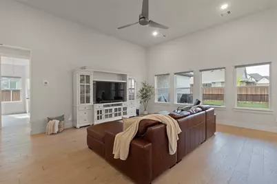 3905 Henley Lane, Garland, TX 75043 - Photo 6