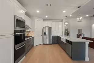3905 Henley Ln, Garland, TX 75043 - Photo 2