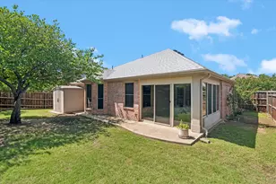 609 Lake Point Dr, Little Elm, TX 75068 - Photo 10