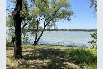609 Lake Point Drive, Little Elm, TX 75068 - Photo 32