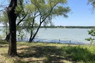 609 Lake Point Dr, Little Elm, TX 75068 - Photo 32