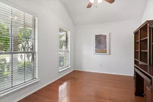 609 Lake Point Dr, Little Elm, TX 75068 - Photo 8