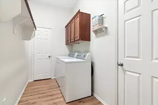 609 Lake Point Dr, Little Elm, TX 75068 - Photo 24