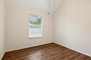609 Lake Point Dr, Little Elm, TX 75068 - Photo 22