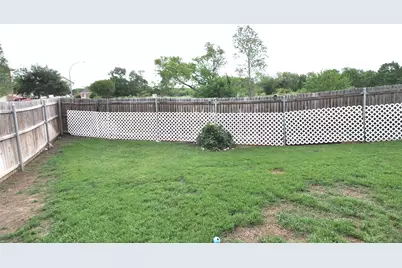 7512 Howling Coyote Lane, Fort Worth, TX 76131 - Photo 16