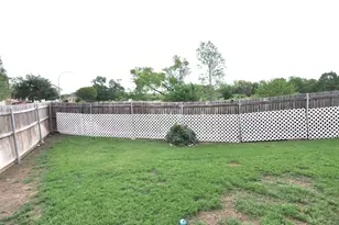 7512 Howling Coyote Ln, Fort Worth, TX 76131 - Photo 16