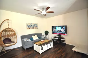 7512 Howling Coyote Ln, Fort Worth, TX 76131 - Photo 6