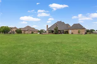 1523 Velda Kay Ln, Fort Worth, TX 76052 - Photo 32