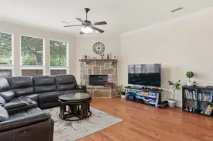 9675 Crown Ridge Dr, Frisco, TX 75035 - Photo 8