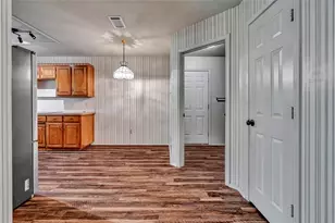9616 Monticello Dr, Granbury, TX 76049 - Photo 12