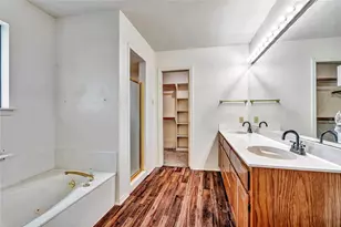 9616 Monticello Dr, Granbury, TX 76049 - Photo 24