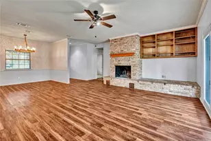 9616 Monticello Dr, Granbury, TX 76049 - Photo 8