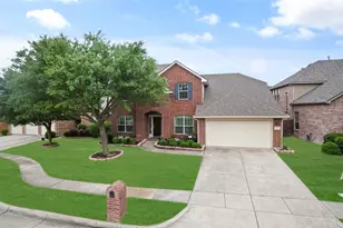 2114 Fairway Woods Dr, Wylie, TX 75098 - Photo 2