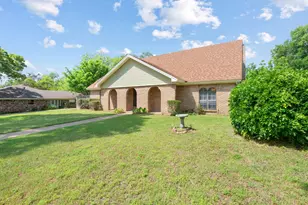 1602 Wagonwheel Trail, Pantego, TX 76013 - Photo 1