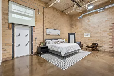 335 S Hall Street, Dallas, TX 75226 - Photo 18