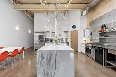 335 S Hall Street, Dallas, TX 75226 - Photo 12