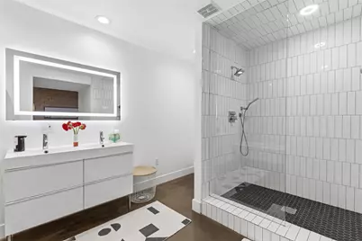 335 S Hall Street, Dallas, TX 75226 - Photo 24