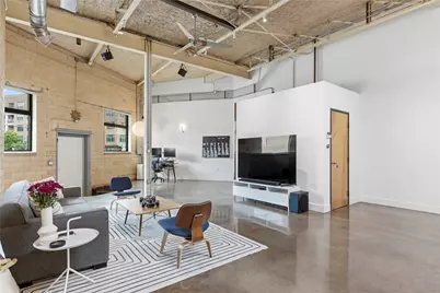 335 S Hall Street, Dallas, TX 75226 - Photo 8