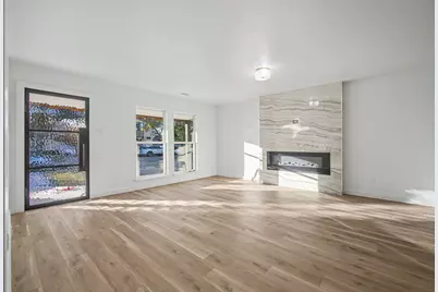 7518 Caillet Street, Dallas, TX 75209 - Photo 4